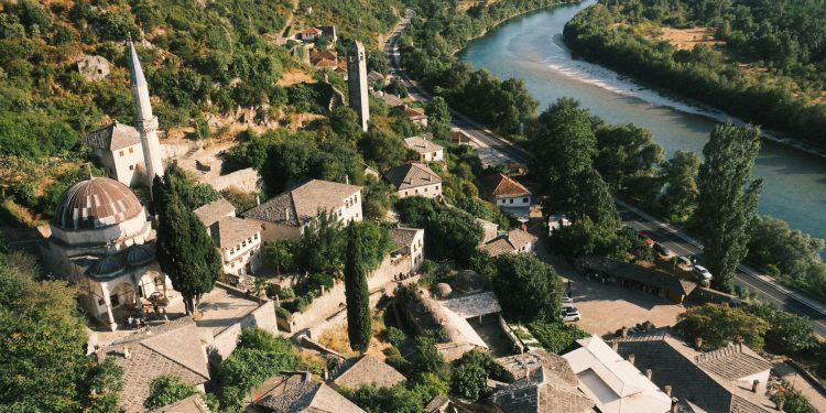Dubioza Kolektiv transformă o piesă veche într-un imn viral pentru visul Bosnia de la Cupa Mondială
