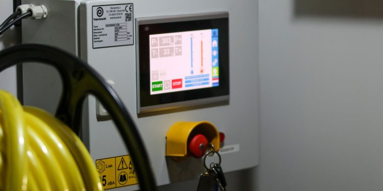 ANAF poate utiliza camere purtate în controale HoReCa, măsura în PNRR încă neegalată