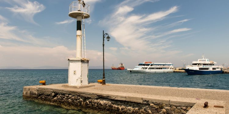 Grecia majorează excedentul bugetar primar cu fonduri PNRR