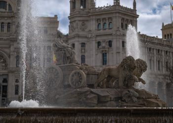 Peste un milion la slujba papei în Madrid, la Cibeles