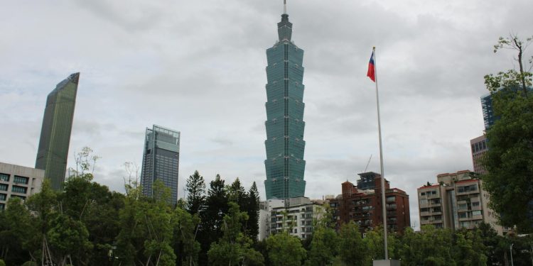 China desfășoară operațiune maritimă în estul Taiwanului; Taipei reacționează cu trimitere de stalks