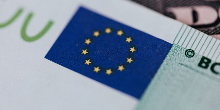 Fond franco-german de 500 milioane EUR susține companiile europene de apărare și dual-use