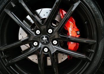 Maserati lansează facelift pentru GranTurismo, GranCabrio și Grecale