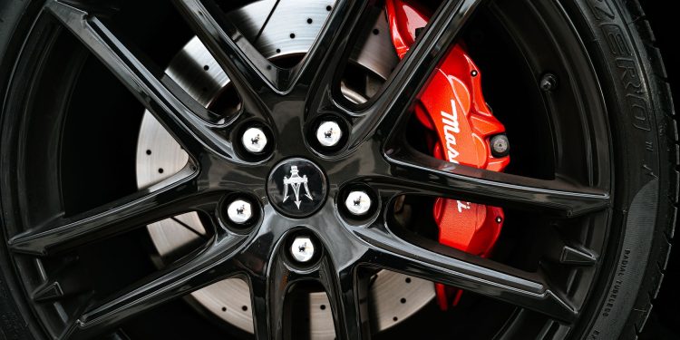 Maserati lansează facelift pentru GranTurismo, GranCabrio și Grecale