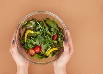 Studiu: dieta mediteraneană verde poate beneficia inima, diabetul și îmbătrânirea