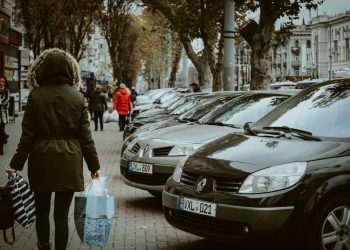 UE va demarea negocieri de aderare cu Ucraina și Moldova, începând de luni