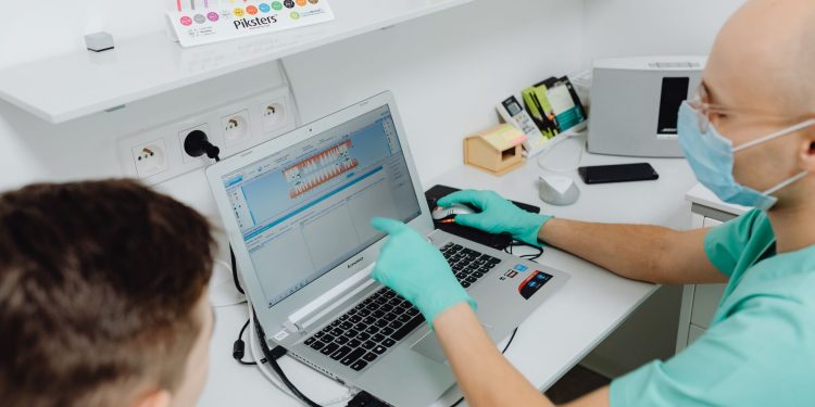 PNRR: prelungire termene pentru granturi IMM-urile din digitalizare pot primi plăți până pe 30 octombrie 2026