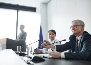 Tomac finalizează discuțiile cu trei partide, urmează runde noi marți