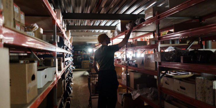 Altex raportează afaceri de peste 8,2 miliarde lei în 2025, cu creștere de 7%