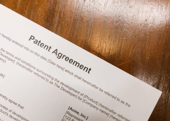 Contract SRI-Digi: Bolojan susține că Guvernul nu e implicat și că afirmtă vizează aprobări finale